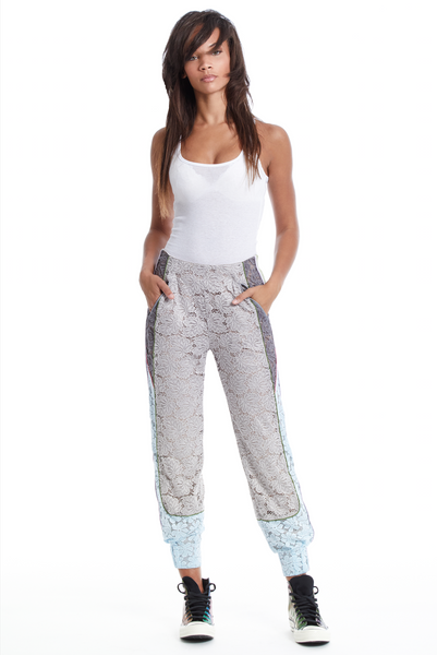 hug your skin☆Lace jogger pants hug your skin】 Lace jogger pants /追跡付